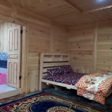 Riverbank Hotel Taobut Neelum Valley Azad Kashmir Taobat Bagian luar foto